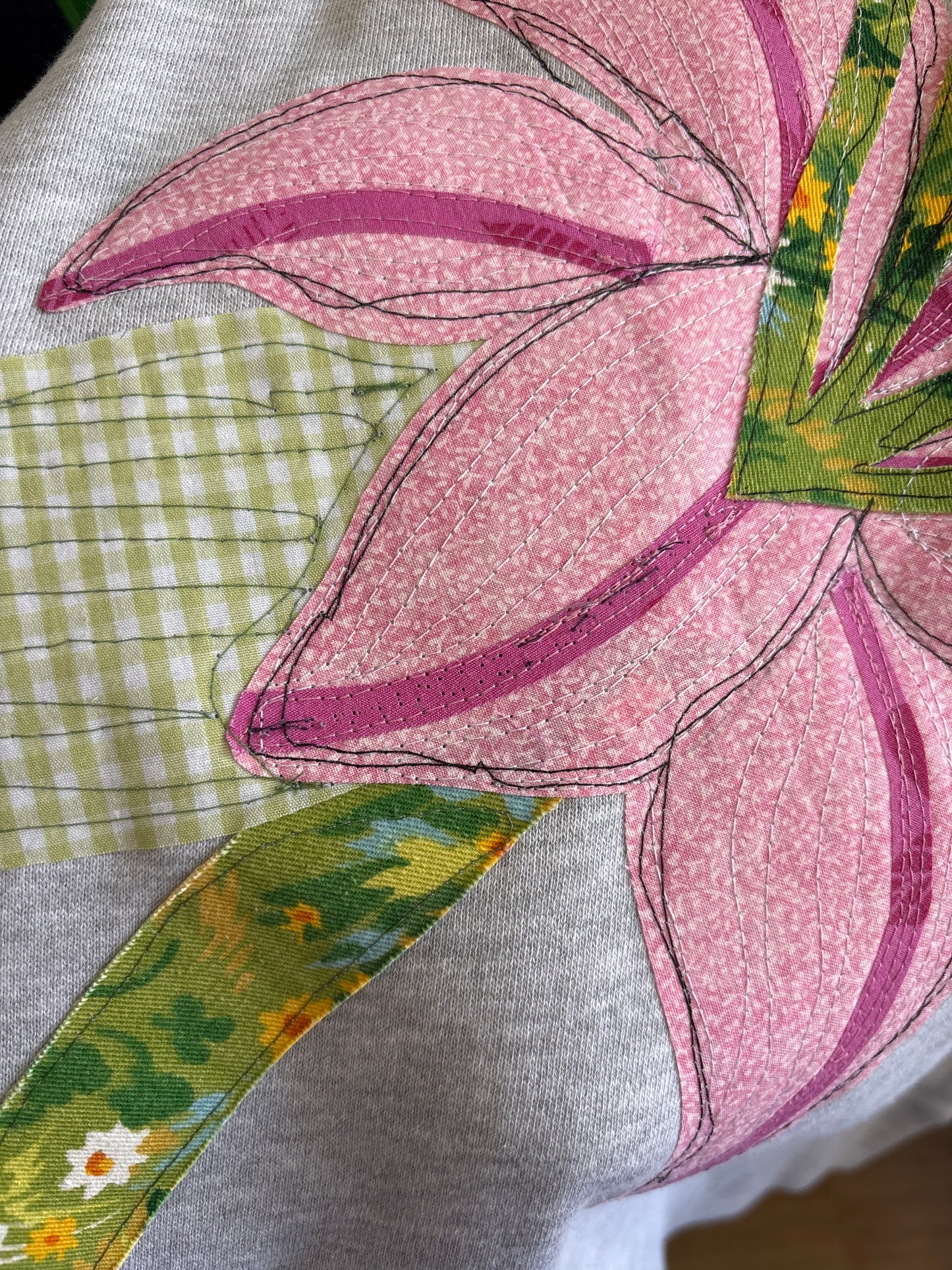 pink lily crew (m)