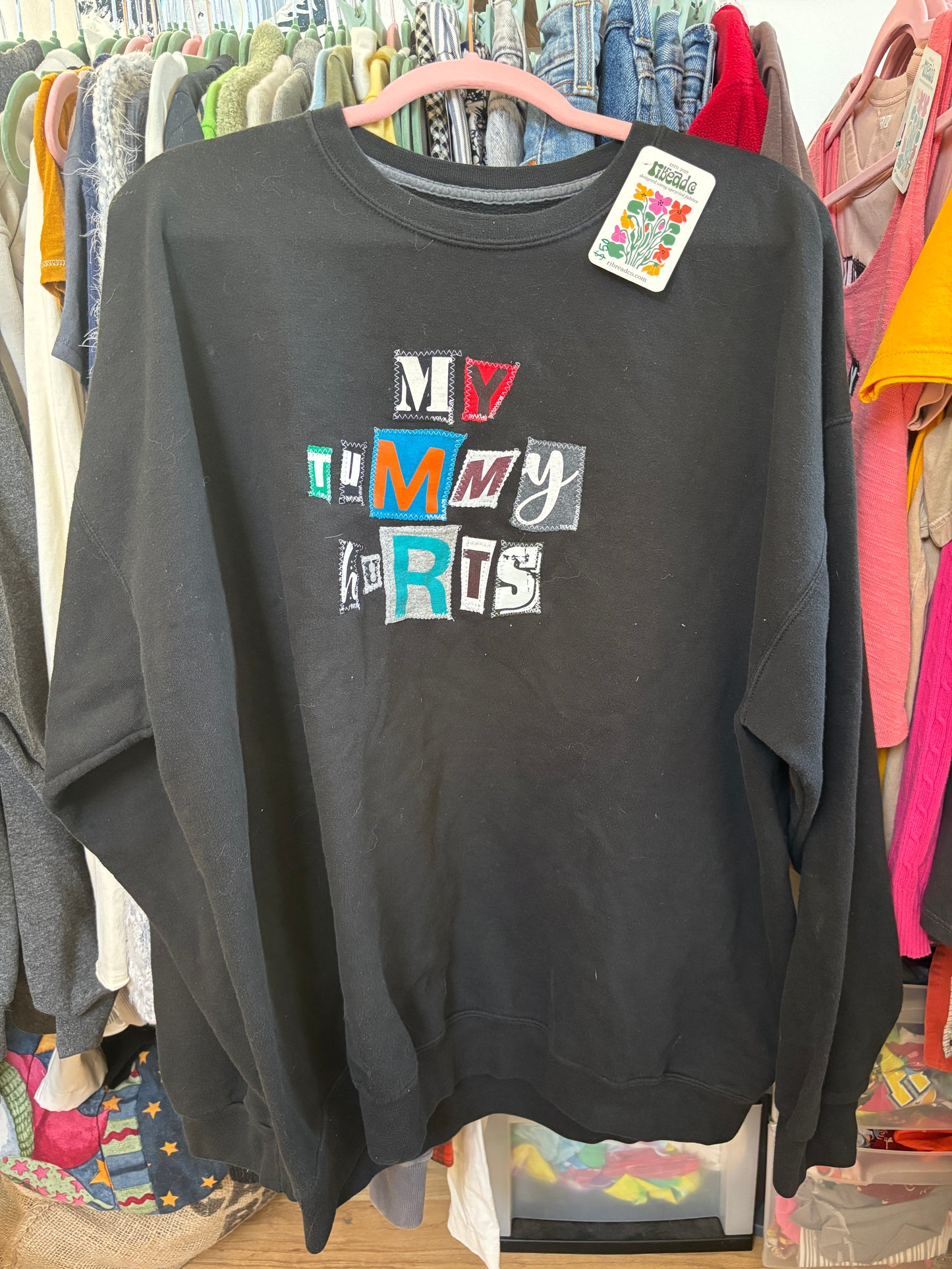 my tummy hurts crew (xxl)