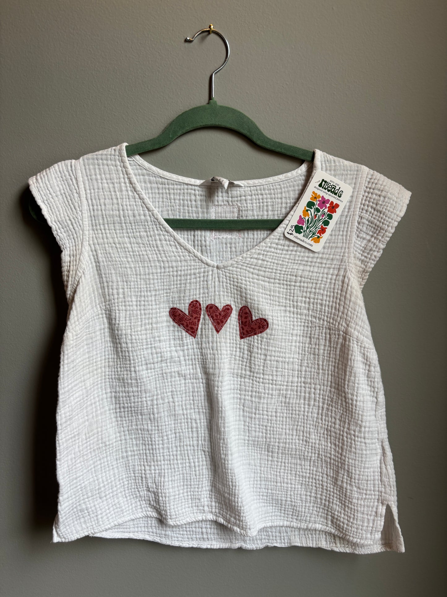 lovespell cap sleeve tee (womens xs)