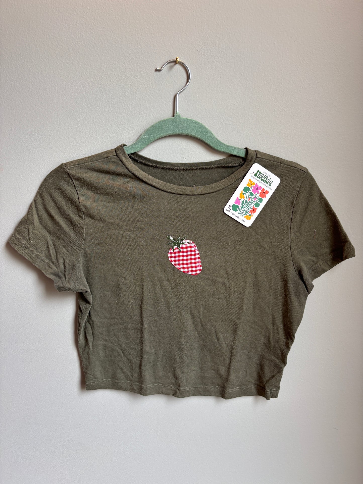 berry nice tee (womens m)