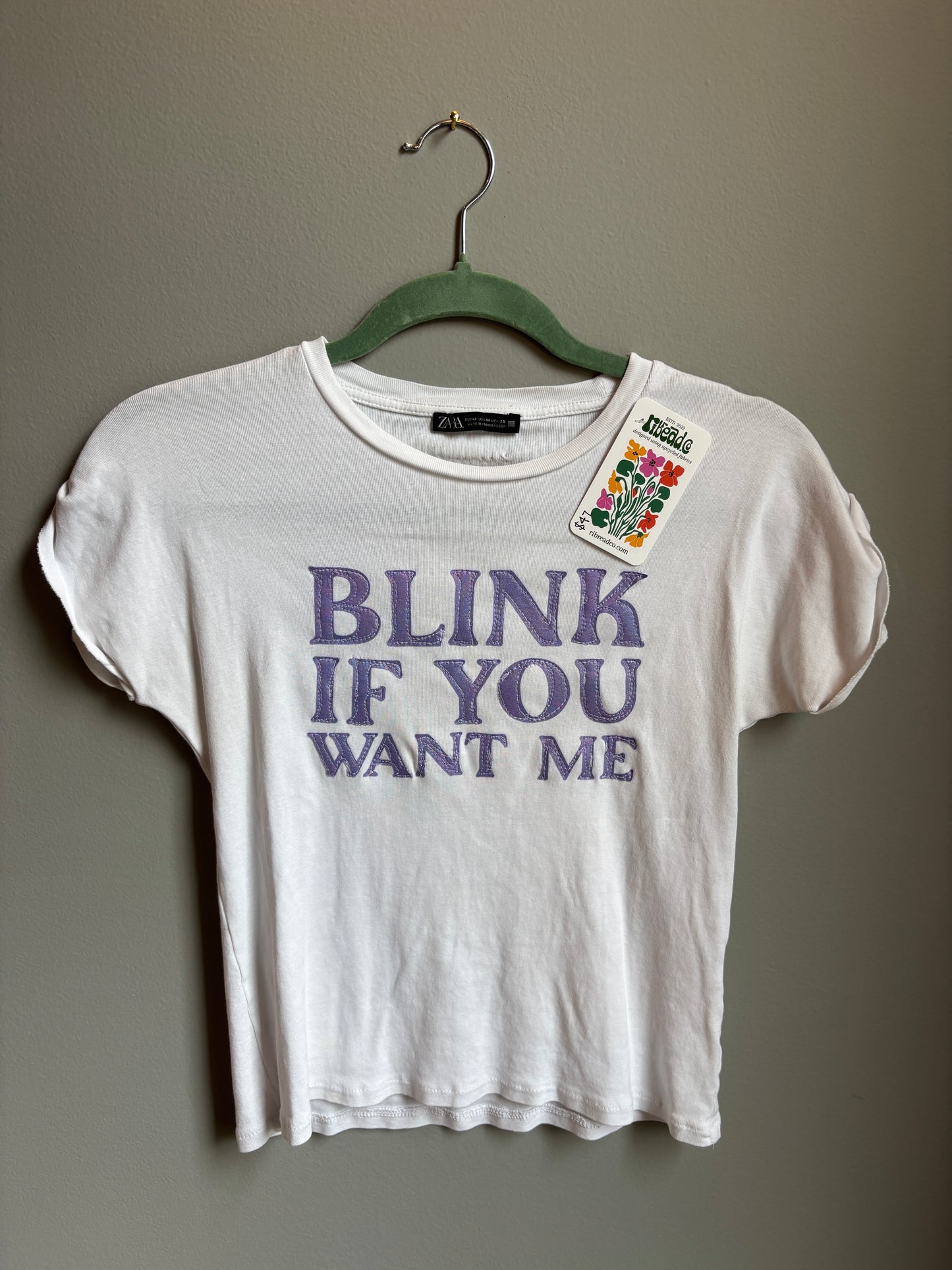 blink if you want me tee (womens m)