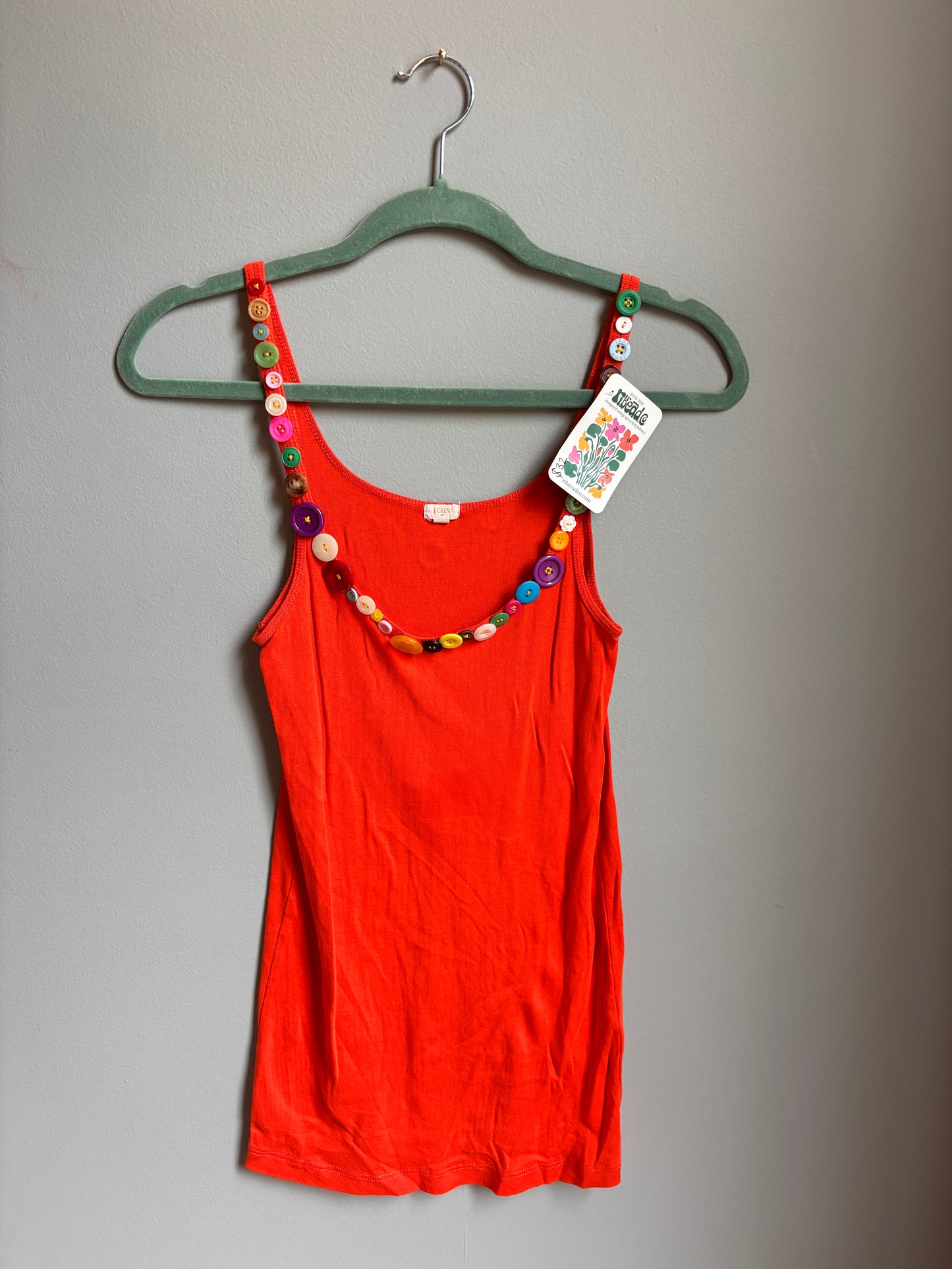 button tank (womens m)