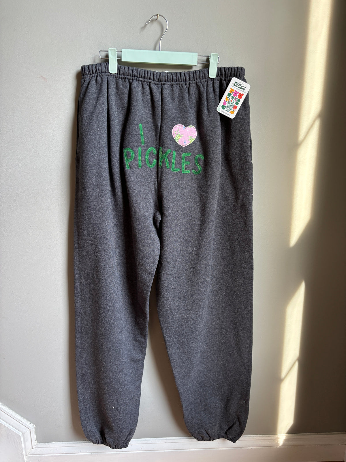 i <3 pickles sweats (unisex xl)