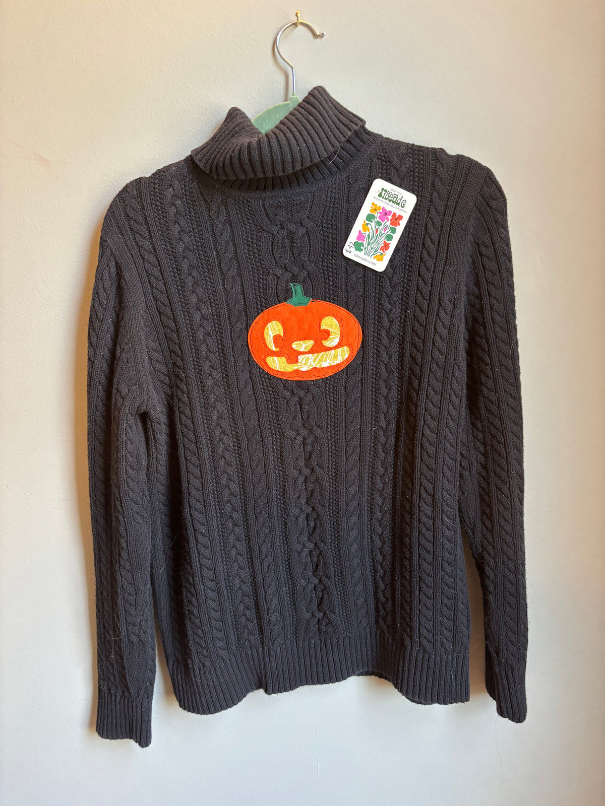 jack-o-lantern turtleneck (unisex m)