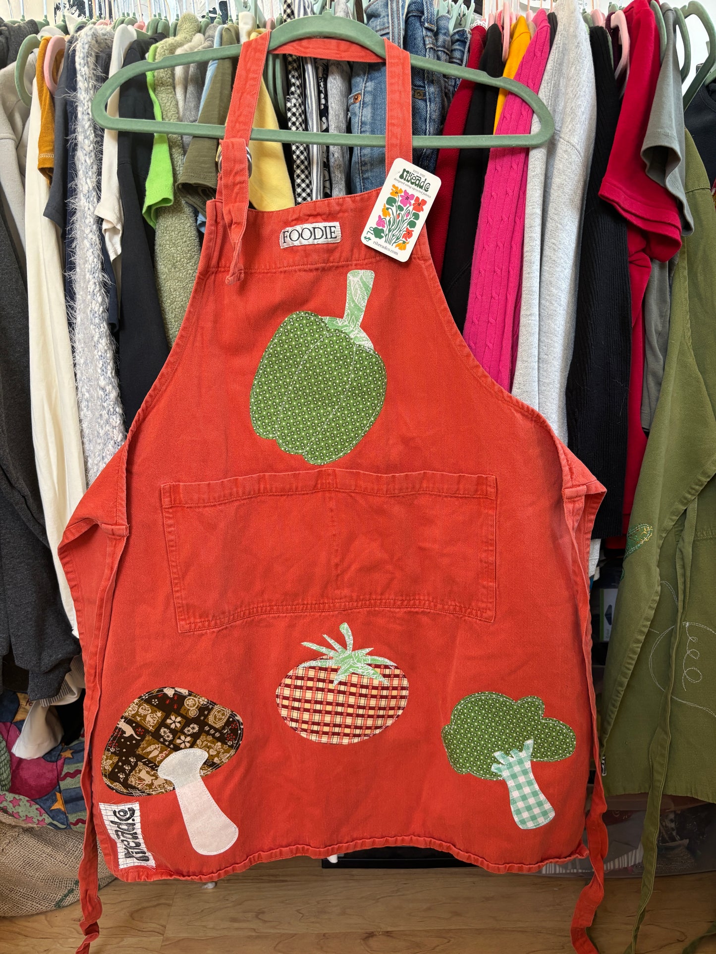 veggie apron