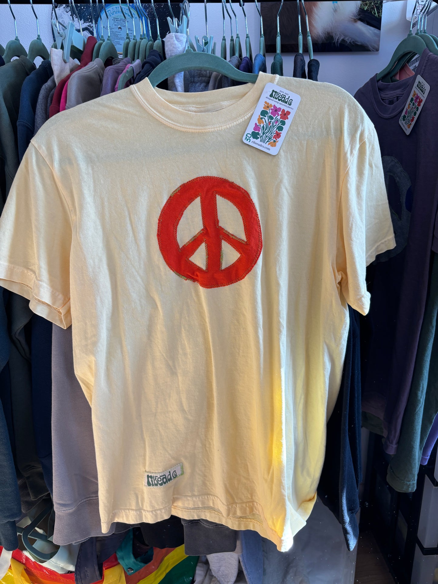 peace tee (unisex m)