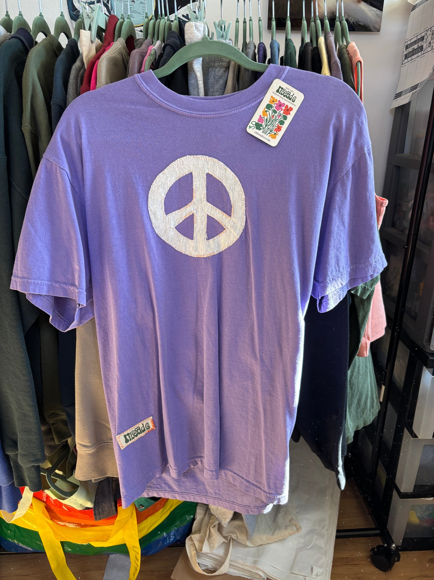 peace tee (unisex l)