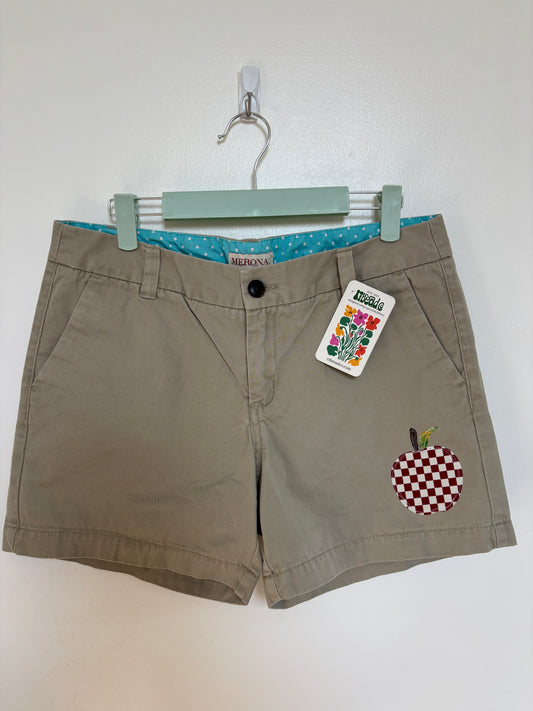 apple a day shorts (8)