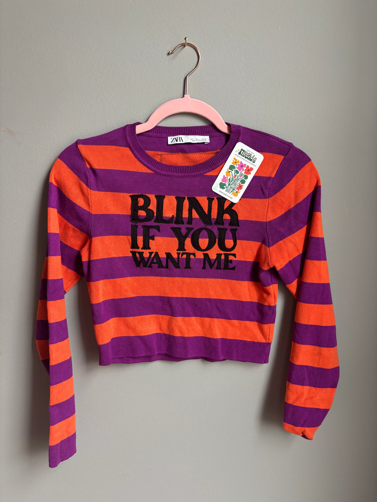 blink if you want me sweater (womens l)