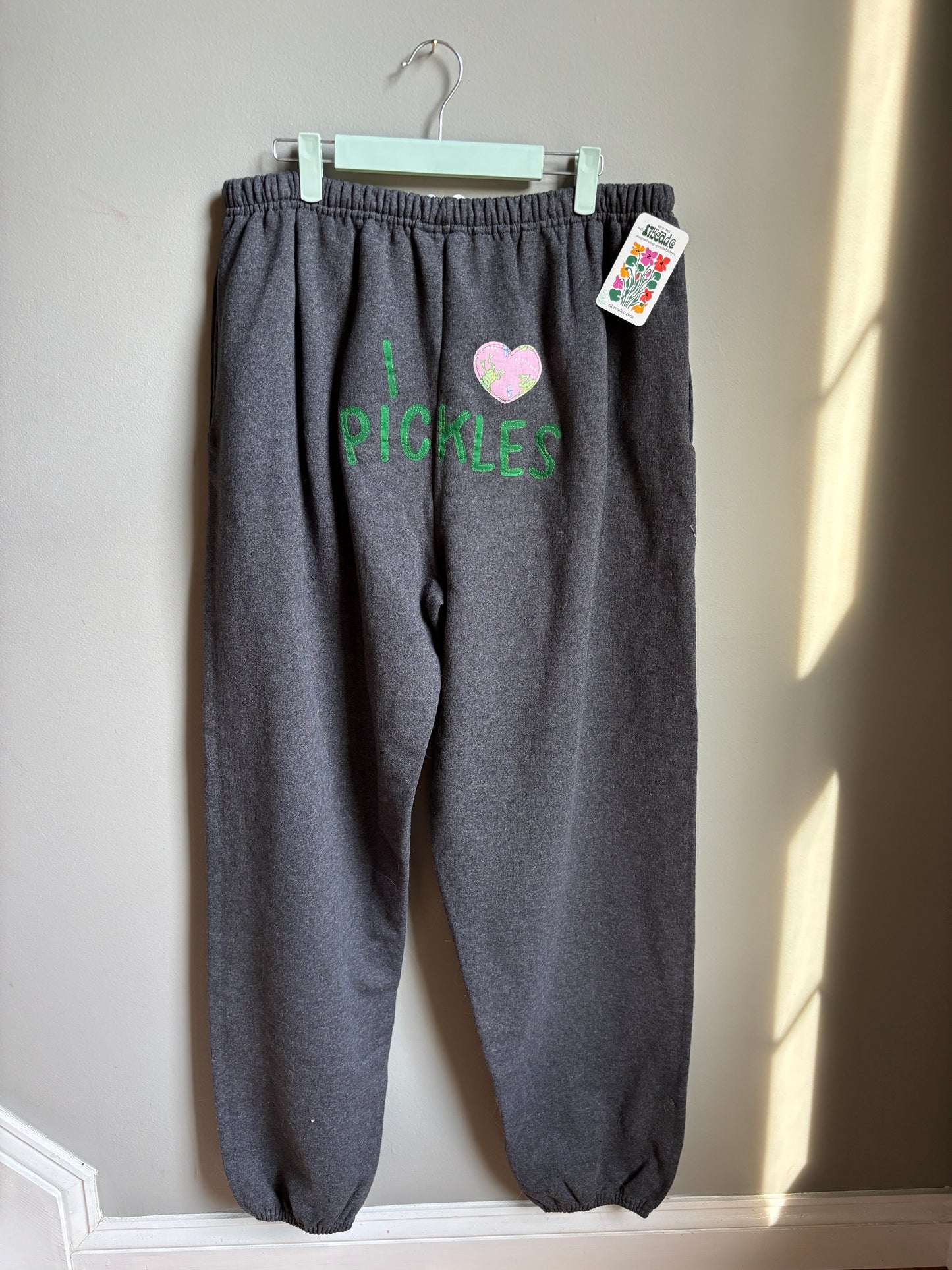 i <3 pickles sweats (unisex xl)