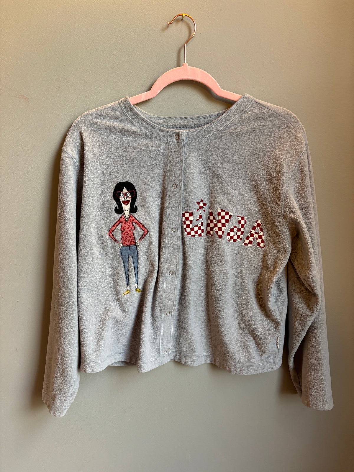 linda belcher button up (women’s s)